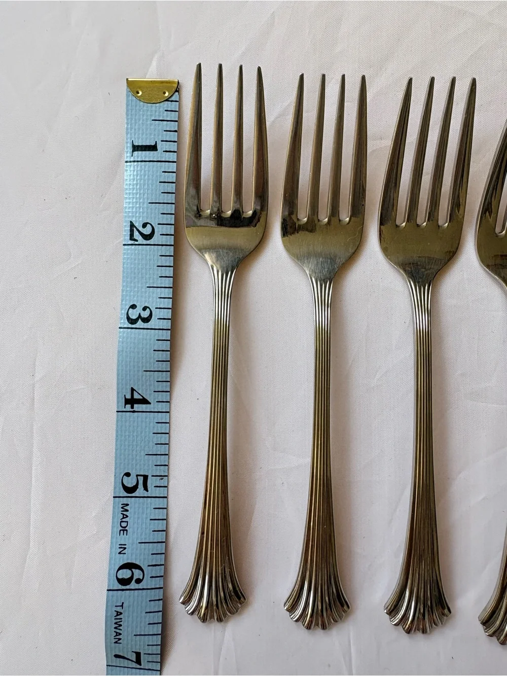 7 Vintage Wallace Discontinued Tiara Salad Forks